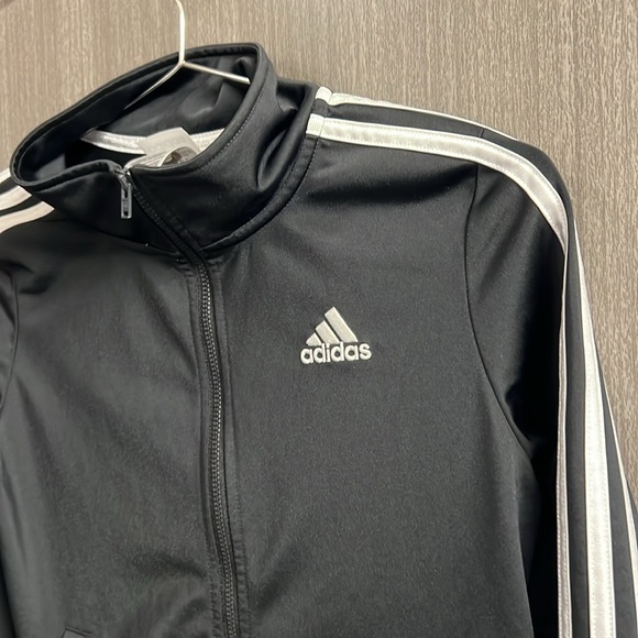 Adidas Boy Girl Black & White Full Zip Track Jacket, Size M 10-12 - Picture 2 of 3